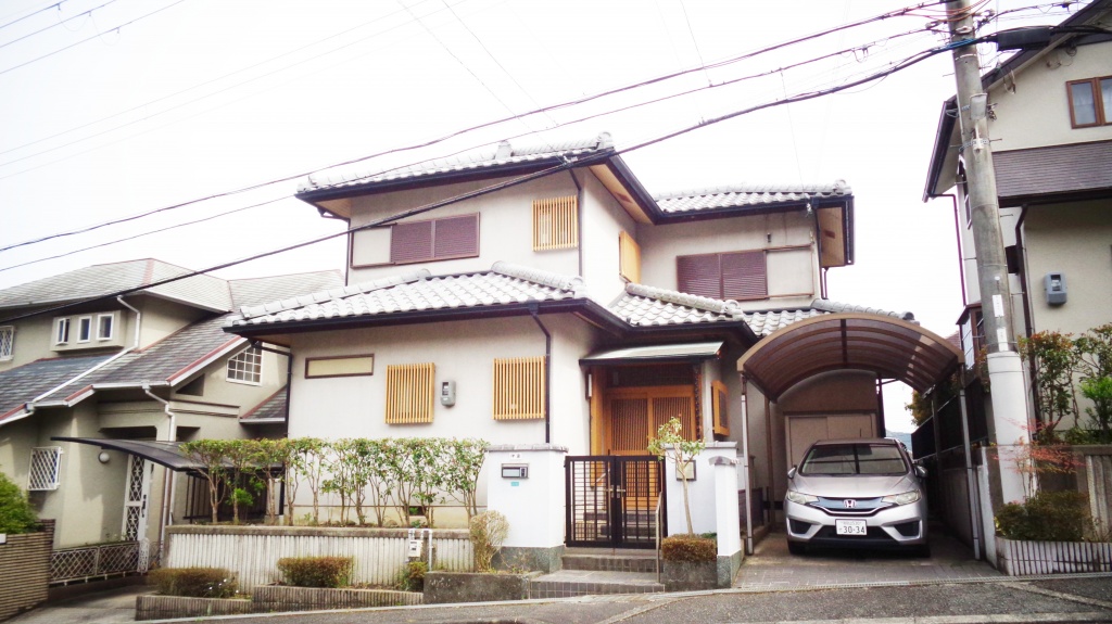 橋本市光陽台売り一戸建て外観